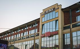 Alina Hotel & Hostel